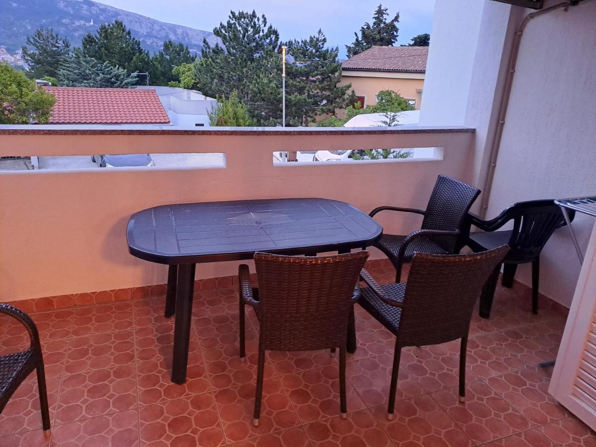 Apartment Zarok 2 Baska  Luaran gambar